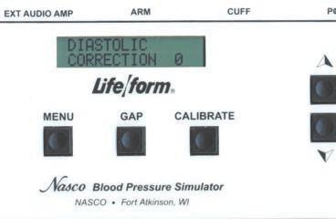 Note the discrepancy in the readings between the gauge and the control box. Set the systolic offset.