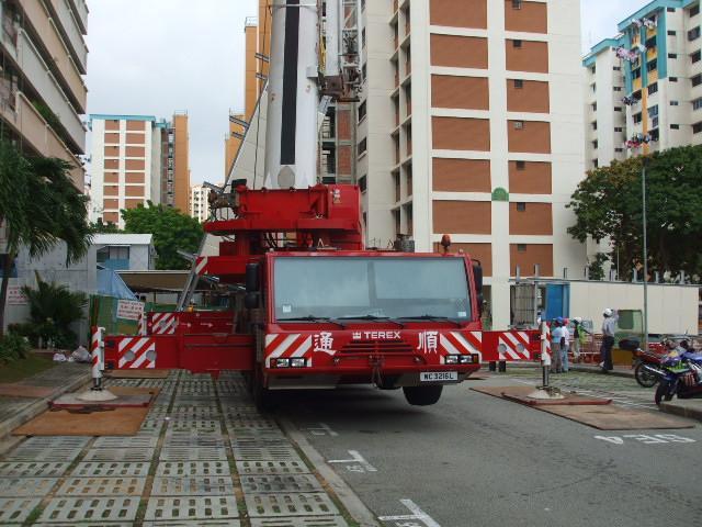 Safety awareness for crane operation Most of the crane collapse over-the-side The capacity of the crane may change