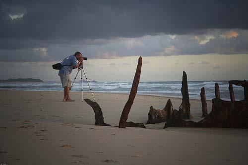 This ensures that there is a near infinite ways the wreck can be photographed. While not the only wreck on a beach in Queensland, the remains of the S.