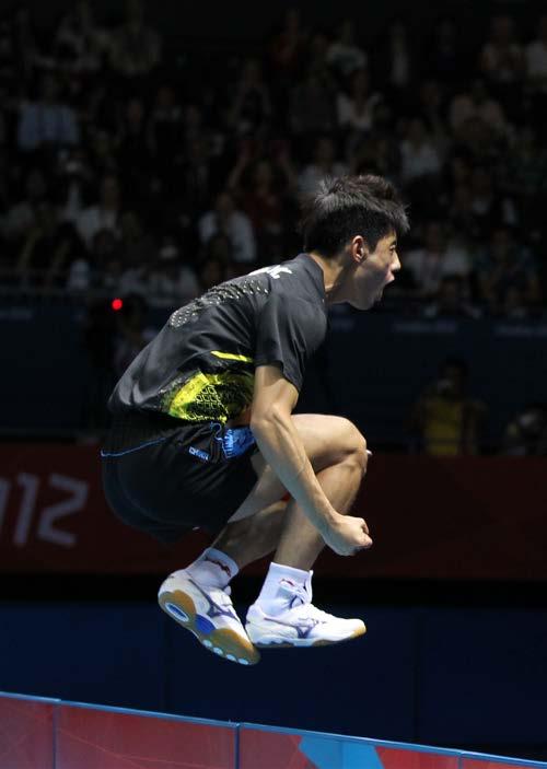 ZHANG Jike (CHN) won the 2011 World Championships, 2011 Men s World Cup and the London 2012 Olympic Games to achieve his first Grand Slam* in the shortest timespan of 445 days.