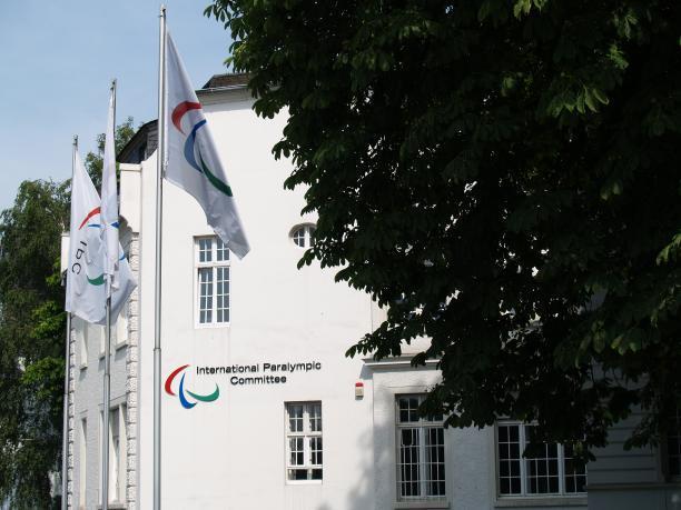 8g IPC Relations & Golfers with Disabilities 4 October 2017, IPC confirmed IGF had met all requirements for a two-year renewal as an IPC recognised International Federation for golf.