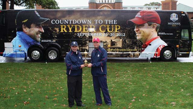 news page Team Europe Captain Jose Maria Olazabal and Team USA Captain Davis Love III On September 30, the 2012 Ryder Cup will be awarded. Only one team--the winning team--will lift the golden trophy.