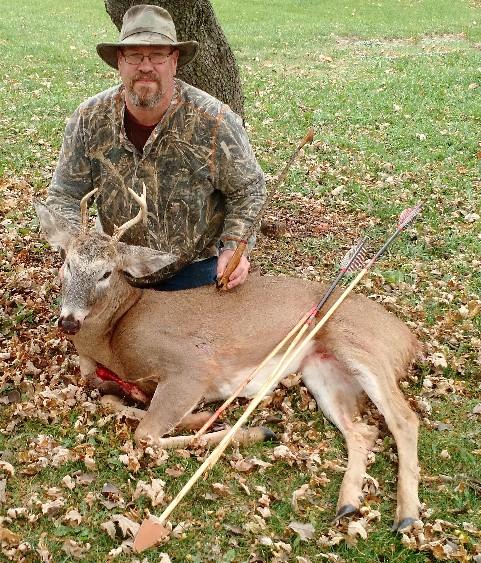 At Last, An Atlatl Deer by Dave Manwarren On November 2, 2016, with two traditional bow killed deer in the freezer, I made my first big game atlatl kill.