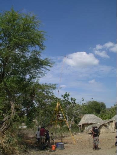 Bomba rig in use at Lautem, thatched bamboo