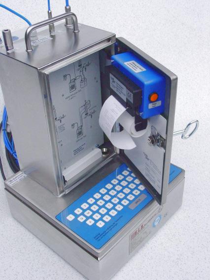The Instrument can also be used as an Calibration Pressure Gauge (Range 0-4 bar) Membrane Filter Integrity Tests : Diffusion Test (Forward-Flow) Pressure Drop Test Diffusion and Bubble Point Test