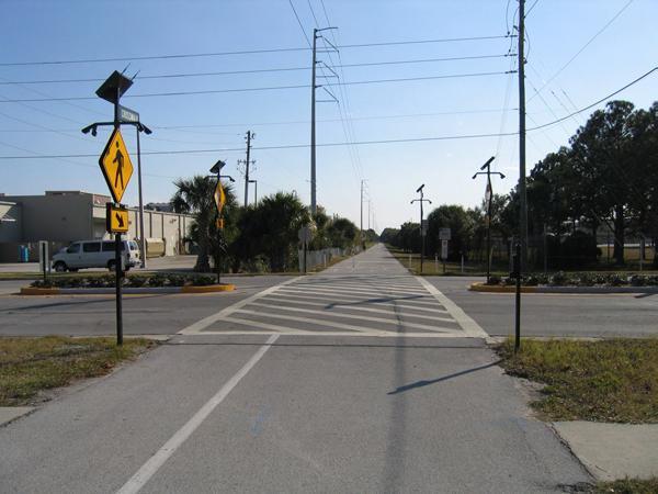 CASE STUDY: RRFB PINELLAS TRAIL CROSSING Solution Raised median RRFB installed on each