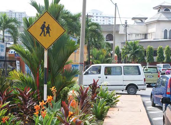 Other sign 5% Speed limit sign 16% Children crossing sign 36% Hump ahead sign 43% Chart 6 Types of signs used at selected schools and their percentages Plate 4 Outlook of a selected school that