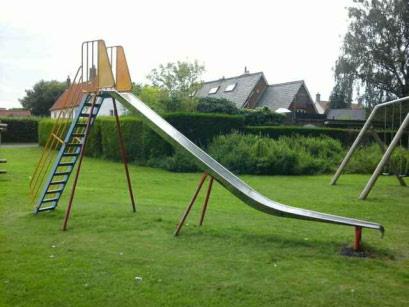 5 - Very Low Risk Other - Free Standing Slide Manufacturer: Not Identified Surface Type: Grass Matrix Tiles Equipment No Surface Area Yes Total Findings: 2 The item fails to meet the requirements of