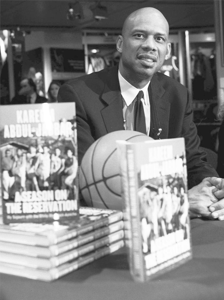 STAAR Grade 7 Reading Reading Selection 2 2011 Release 5 Although Abdul-Jabbar wanted to respect Apache traditions, he wanted the players to improve because he saw a lot of potential in them.