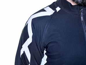 The warming fabric comprises soft and insulating layers to protect the athlete from cooling down too rapidly or from overheating.