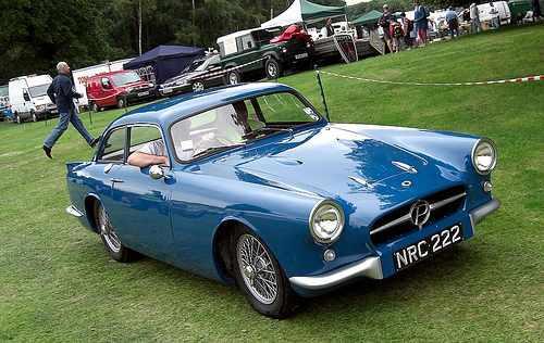 The car had been renamed the Peerless GT by the time series production started in 1957.