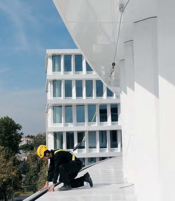 Combining MSA s unique knowledge of fall protection with innovative Constant Force technology, our overhead systems deliver maximum accessibility and hands-free mobility not to mention ease of use