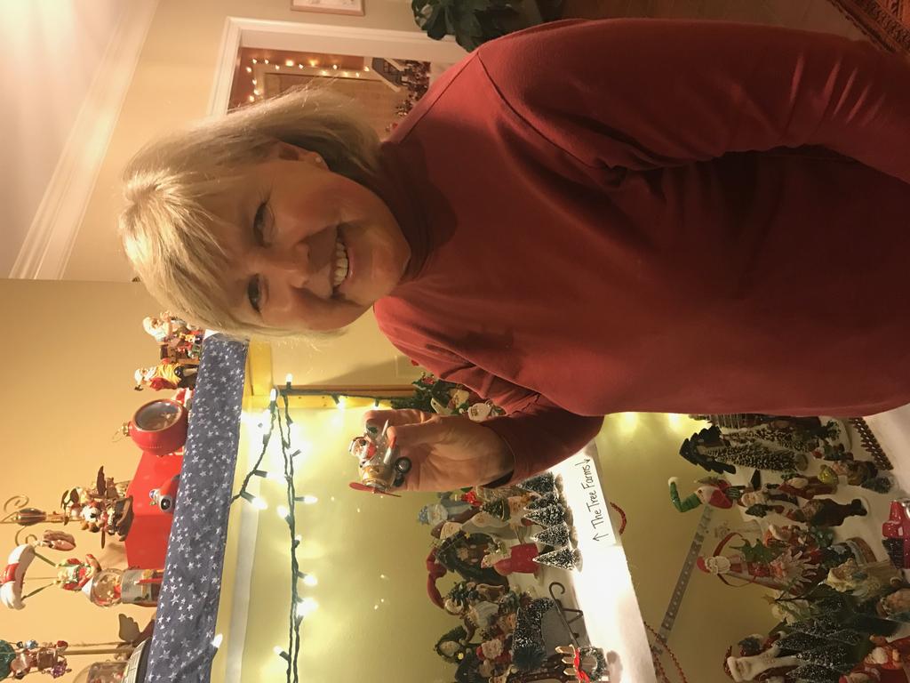 Janny Strickland inherits Santa Collection Recently, Janny Strickland inherited over 3,800 Santa figurines from her late mother.