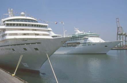 .................................. 16 3 cruise ships sailboats Introduction Ships and boats carry people and goods over water.