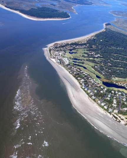 [RIGHT] Oblique aerial photo on 12 October 2016 looking west along the northern channel of North Edisto River Inlet (Reach 4 and Reach 5).