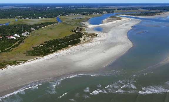 FIGURE 3.10. The Inlet Conservation Zone (Reach 9 and Reach 10) on 12 October 2016. This area is generally accumulating sand that was formerly part of the delta of old Captain Sams Inlet.