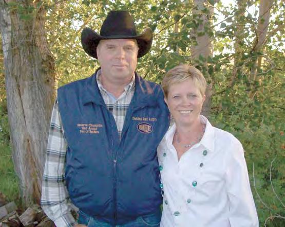 WELCOME Chuck and Carol Feddes Craig and Taryn DeBoer, Traig, Cayl and Trac Welcome to our 2015 production sale! What a year it s been in the beef industry. Record prices were set on a regular basis.