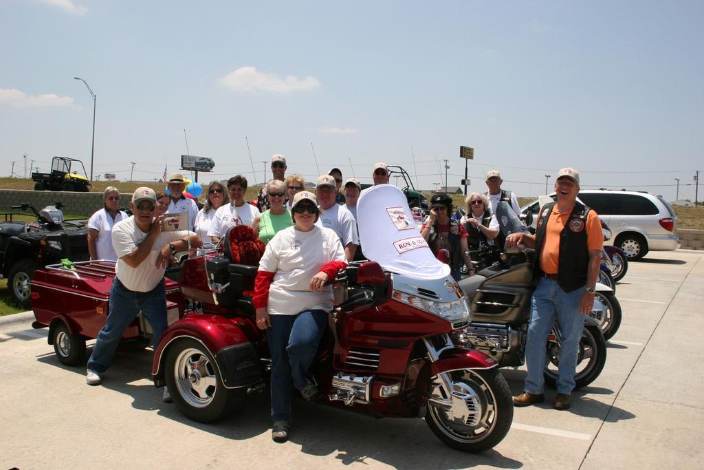 Chapter T Texas District South Central Region H GWRRA Central Texas Wings January 2016 Inside this issue: Rider Education 2 Save the Date 4 Next 7 Chapter T Team 8 Calendars 9 WingNut Each month,