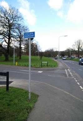 Figure 4-5: Example of existing signage in North Loughton There is an existing signed cycle route on quiet roads to the north-west of Loughton (Nursery Road, Staples Road, York Hill and Baldwin s