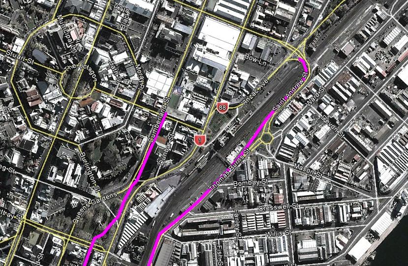 Dunedin Central City Cycling Options 9 of 30 Figure 6: Linkages defined by the South Dunedin project South of Queens Garden A long term strategy for the area between Queens Garden and the Oval is not