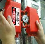 What are the requirements for lockout/tagout devices?