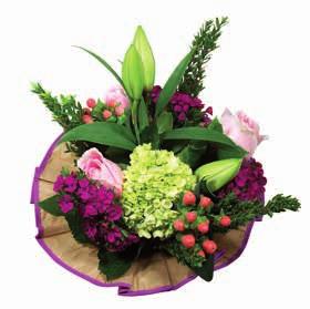 Little One s Love Pack 16 13 stems 1 Mini Hydrangea 1 Lily 3