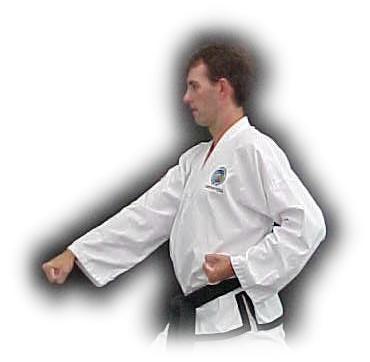 The top and the front of the fist should form a right angle so the punching parts can be closely contacted with the target. The wrist should not be bent when the fist is clenched.