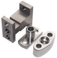 Kidney flanges and various flange adapters threaded or with twin ferrule compression tube fitting