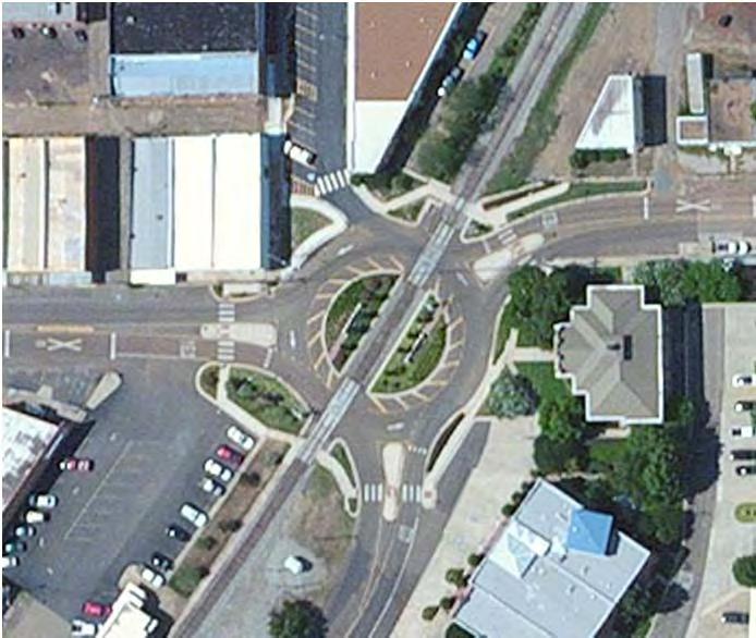 City of Buda Transportation Master Plan Update February 2013 Figure 14 - Roundabout Bisected by a Railroad Line (Image source: Bing Maps) Accessing local streets from major roads was a frequent