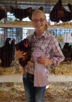4-H EVENTS & ACTIVITES COUNTY 4-H Has Talent: Youth audition in the talent show, with top acts selected to move on to the 4-H Showcase held during the Anderson County Fair.