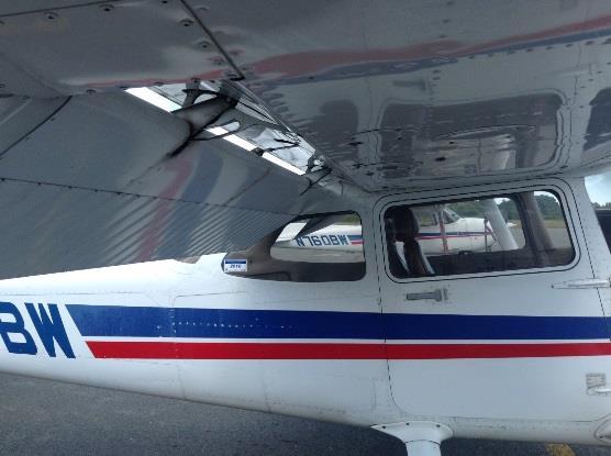RIGHT WING FLAP/AILERON.... INSPECT WING TIP / LIGHTS... INSPECT LEADING EDGE... INSPECT AIR VENTS... CHECK MAIN GEAR.