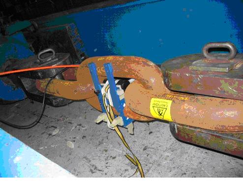 StressProbe Application Example MOORING CHAINS Three full size mooring chain links from FPSO