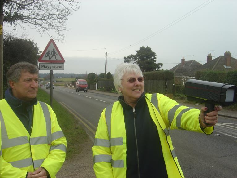 What is Community Speed Watch? Community Speed Watch (CSW) schemes arose from an idea to involve local residents in speed reduction activity in the village of Ash, Somerset.