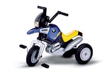 This unique tricycle benefits from an individual design, with easy steering, large, low noise rubber wheels and optimised ergonomics for an ideal seating position.