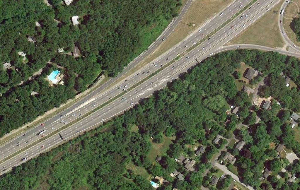 Interchange 32 I-95/Route 3/Middlesex Turnpike 95 Collector-distributor road Exit ramp to Route 3 and Middlesex Turnpike 95 Deceleration lane (less than 500