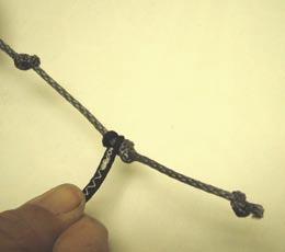 Utilize the top knot on the rear bridle; the other knots are there for tuning purposes. (Fig. 2) 2 (POWERDRIVE CS)Attach the Frontline first.
