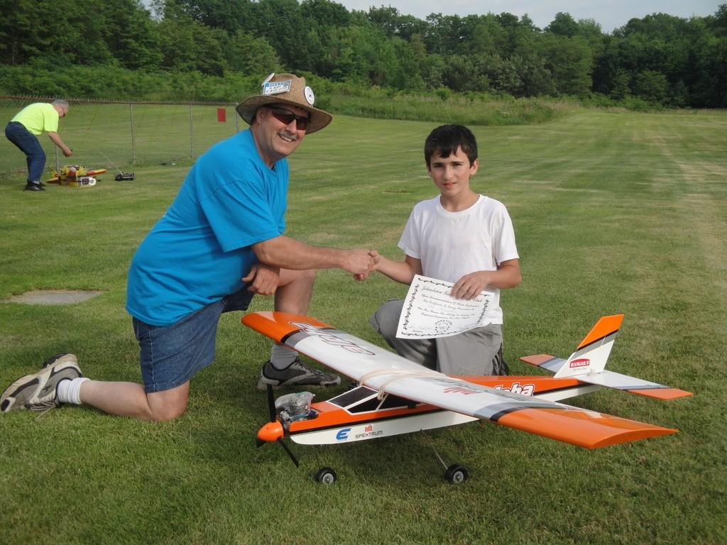 One of our youngest members, Lee Heider, received his "pilot's certificate" after wowing the crowd with