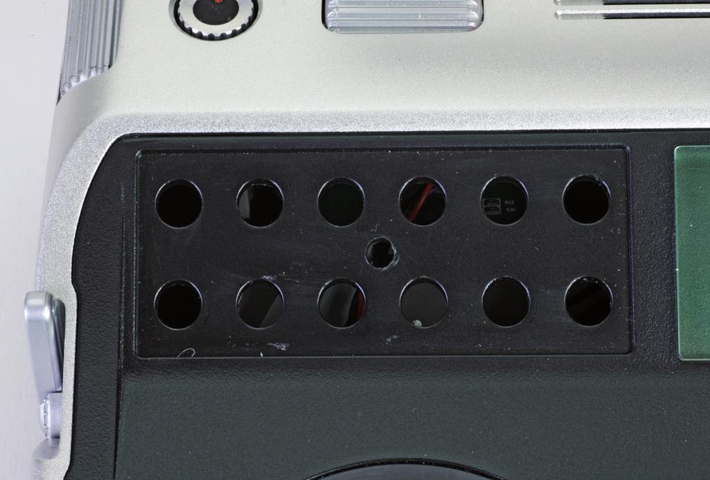 Installation / Connection Procedure: The Kingpad is connected to any proportional channel (5 pins). A switching channel (3 pins) is not suitable! The XH plug has a reverse polarity protection.