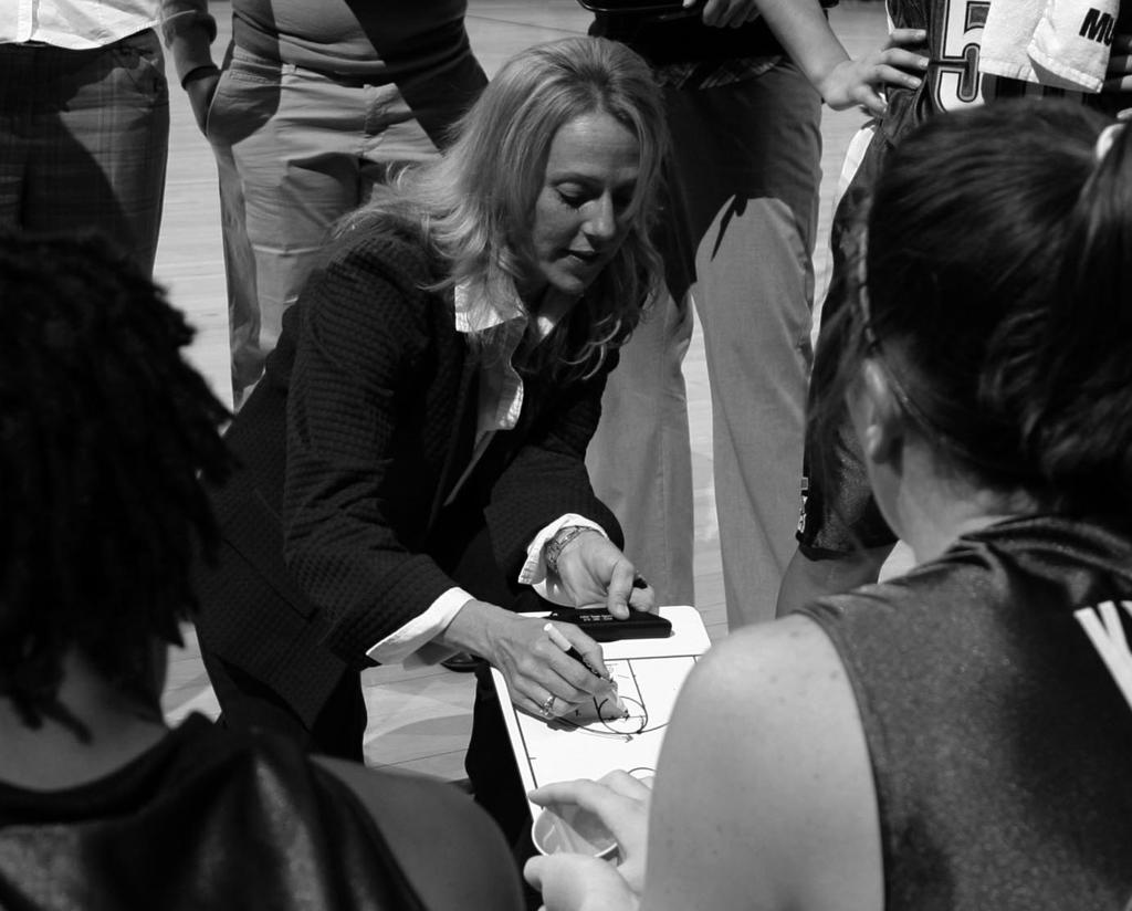 2009-10 Cleveland State Basketball 17 field goals made per game (3.85) during the 1990-91 season. She was inducted into the UW-Stevens Point Hall of Fame in 2000.