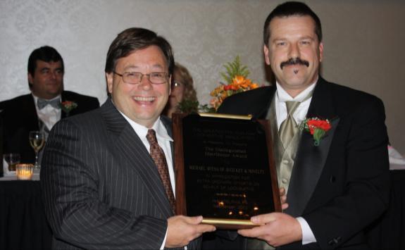 Photo above: Distinguished Distributor Award recipient Mike Avena
