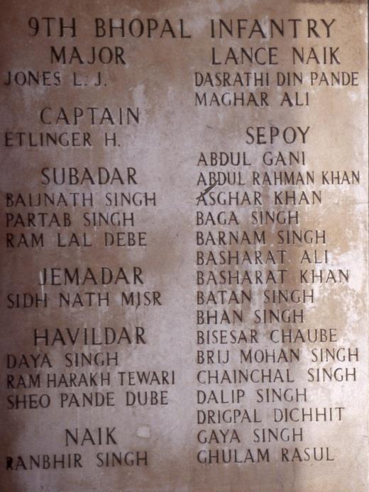 Names of soldiers from the Indian Army on the Menin Gate In 1914, four divisions of the Indian Army were sent to France to support the BEF.