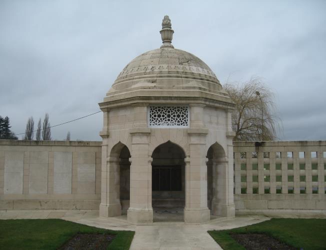 Activity 2: The Indian Memorial at Neuve Chapelle today What evidence is there that men from different ethnic and religious backgrounds are commemorated here at the Indian Memorial?