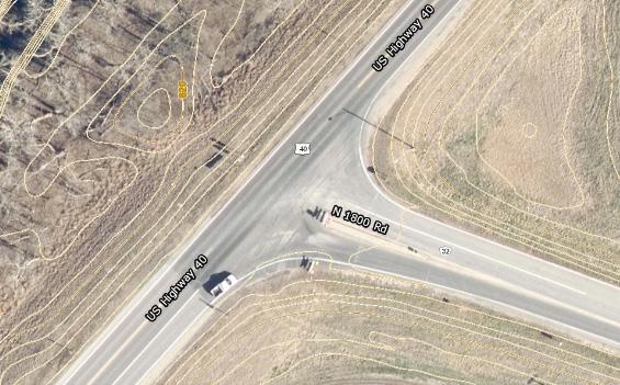 US-24/40 & K-32/Linwood Rd 6 of 6 Rural Roadside Conditions: Non-recoverable in Areas Sidewalk Condition: N/A Non-ADA Sidewalk Ramps: N/A Traffic Signal: No Intersection Approach without Vehicle