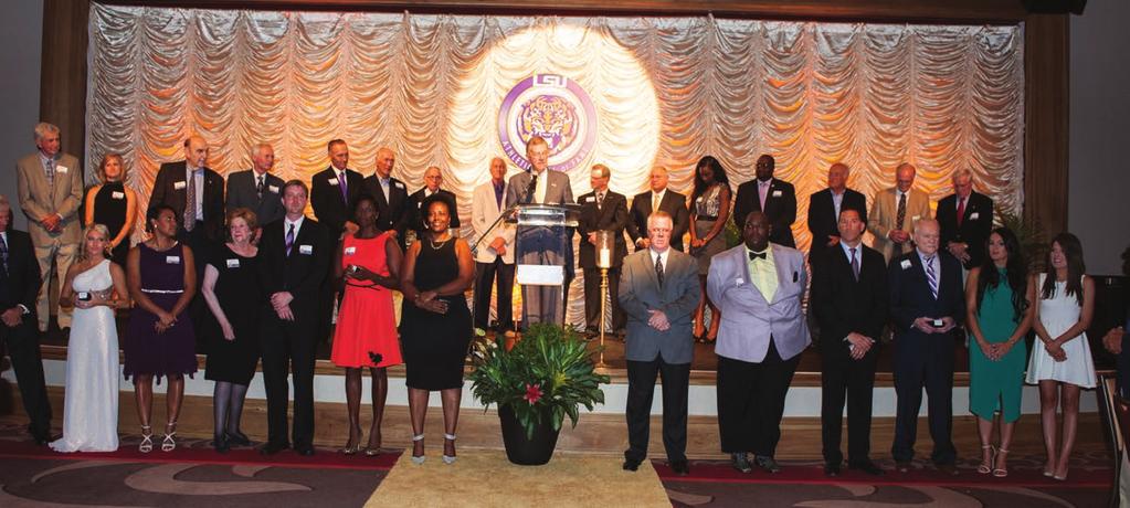 LSU ABOVE: The 2015 LSU Athletic Hall of Fame induction class was joined on stage by the HOF members who attended the ceremony.