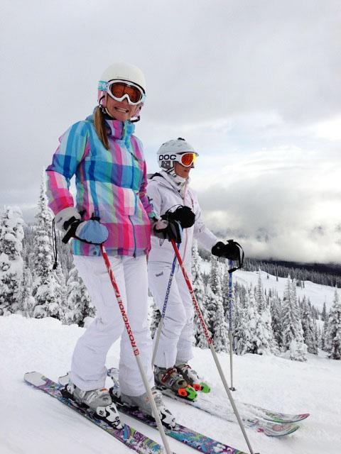 ADULT GROUP LESSONS ADULT PRIVATE LESSONS per person group discounted lesson pricing SKI OR BOARD 2 HR GROUP LESSON SINGLE LESSON Adult (13 +) $62.90 $55.