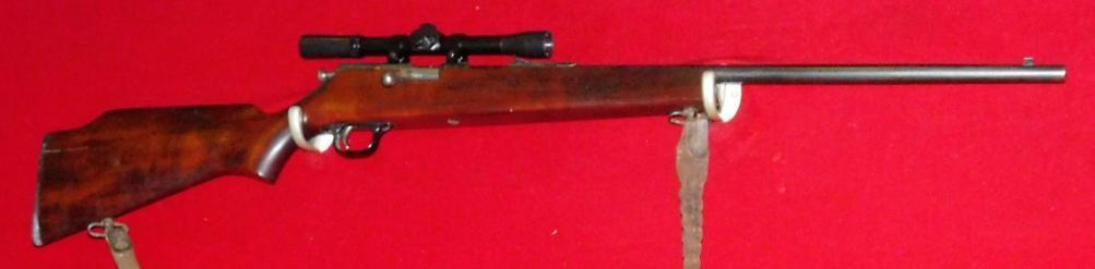 22 CAL (19-024) $ 135 BRAND: Lakefield-Mossberg MODEL: Mk I BARREL LENGTH: 22 1/2 inches SERIAL: N/A COMMENTS: Good condition, sighted barrel, scope 4X COOEY MODEL 600.