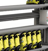 Individually programmable shelves allow an energy-efficient operation.