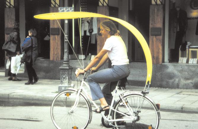 Though cyclists might be enthusiastic about "Allride", its aerodynamic constructions prevents them from "taking off".