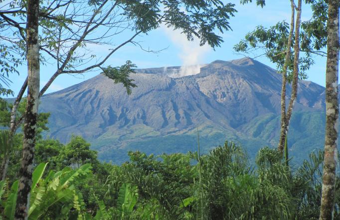 Full days Adrenaline close to Rincon de la Vieja Volcano HACIENDA GUACHIPELIN FULL DAY ADRENALINE Fill your day