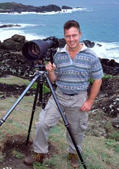 The Judges Gary Bell Biography June 2018 Gary Bell is a professional nature and wildlife photographer specializing in marine images.